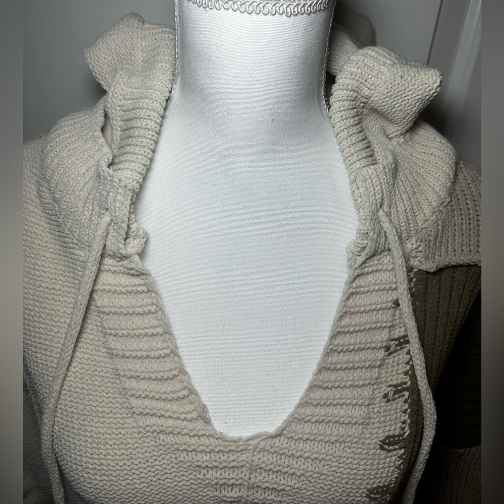 POL Multi Textured Color Block Patchwork V-Neck K… - image 5